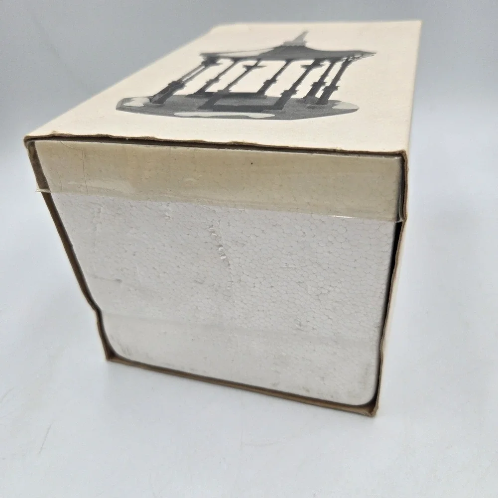 Vtg Dept 56 Heritage Village Town Square Gazebo Accessory #5513-1 EUC w/box